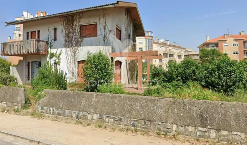 Moradia T4 para Venda em Albergaria-A-Velha e Valmaior Foto 4