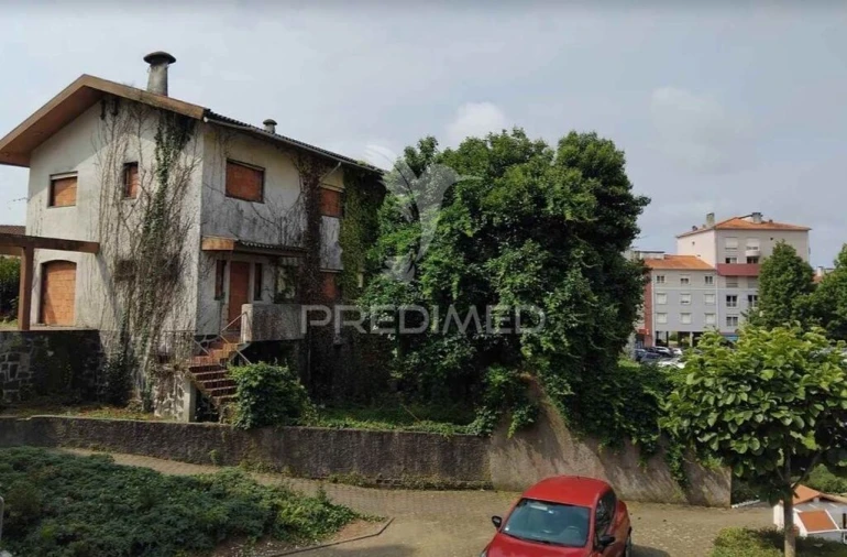 Moradia T4 para Venda em Albergaria-A-Velha e Valmaior Foto 2