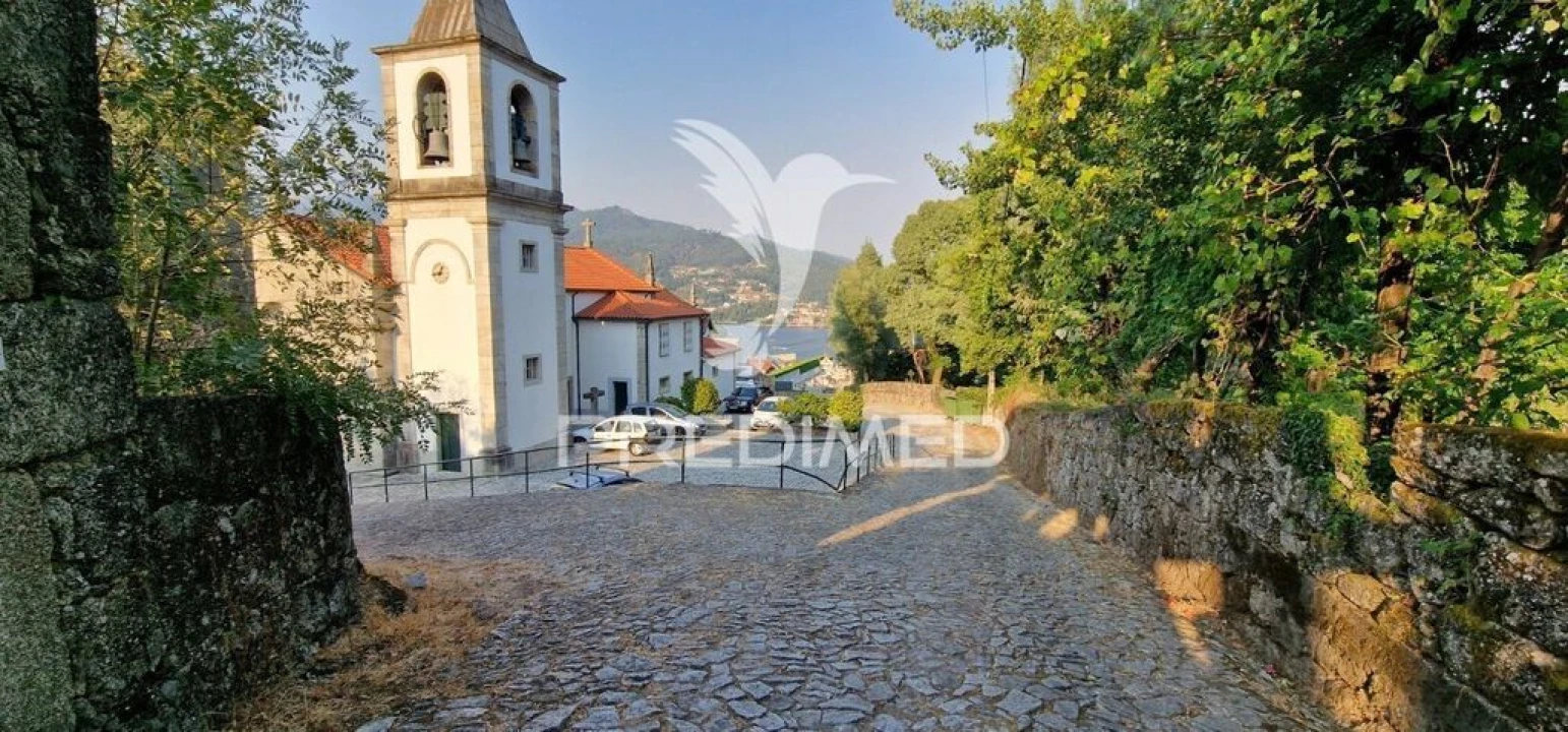 Moradia T4 para Venda em Rio Caldo Foto 6