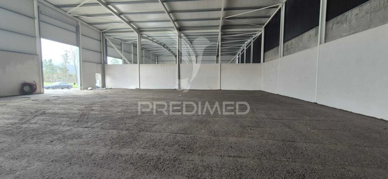 Armazém para Venda em Monsul Foto 10