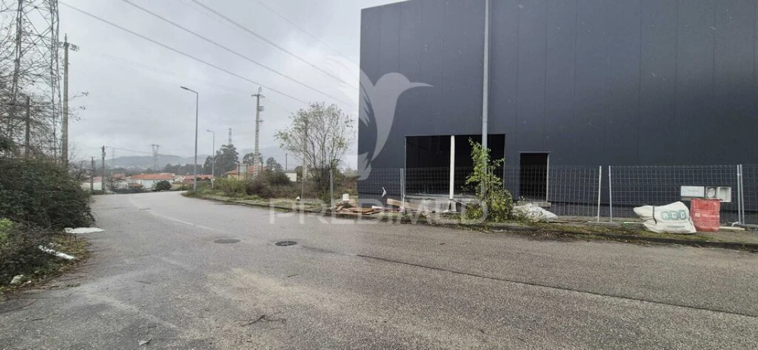 Armazém para Venda em Monsul Foto 16