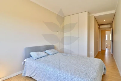 Apartamento T2 para Venda em Braga (Maximinos, Sé e Cividade)