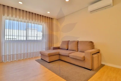 Apartamento T2 para Venda em Braga (Maximinos, Sé e Cividade)