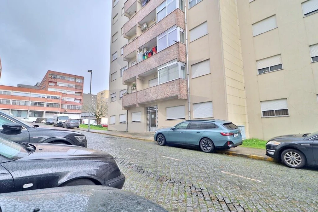 Apartamento T2 para Venda em Braga (Maximinos, Sé e Cividade) Foto 27