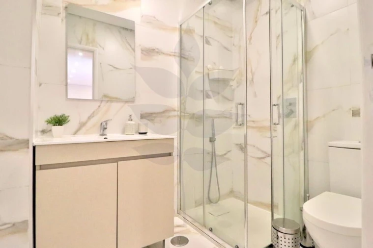Apartamento T2 para Venda em Braga (Maximinos, Sé e Cividade) Foto 10