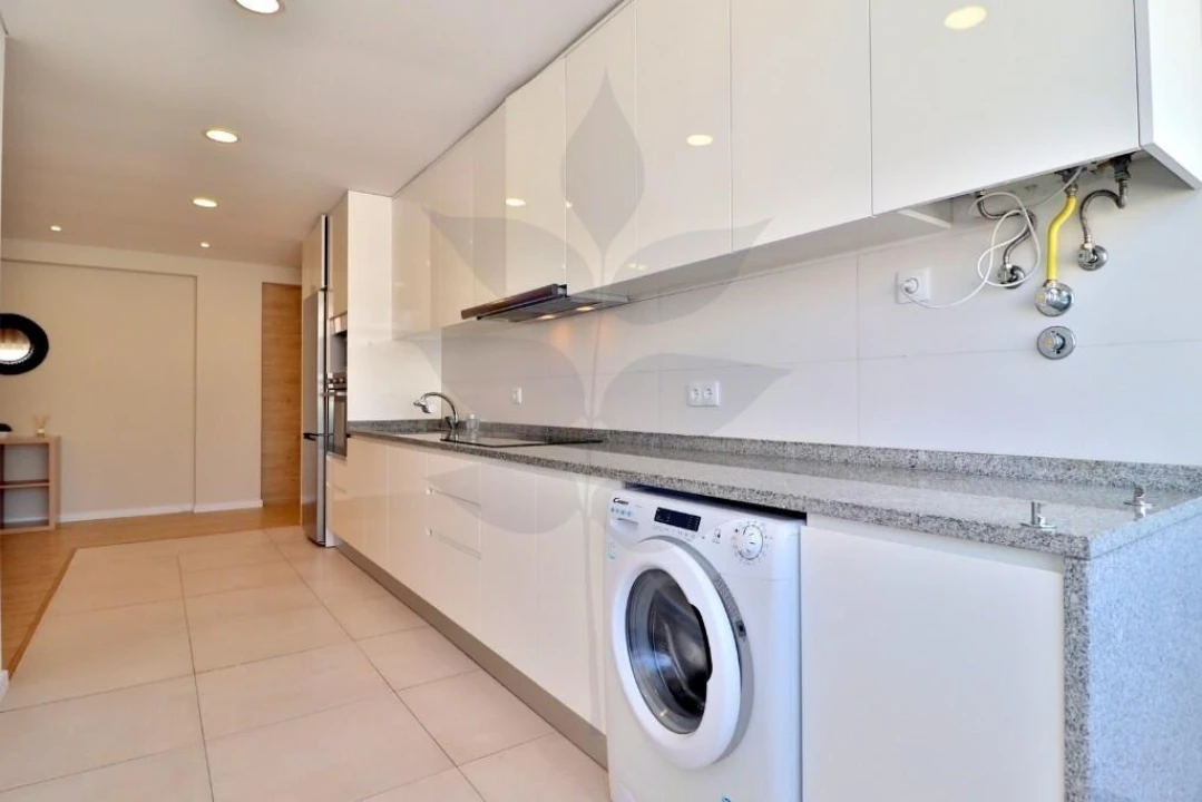 Apartamento T2 para Venda em Braga (Maximinos, Sé e Cividade) Foto 15