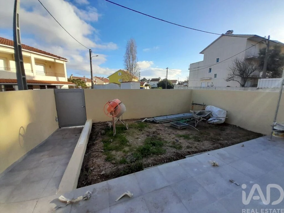 Loja para Venda em Quinta do Conde Foto 9