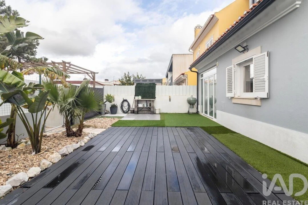 Moradia T3 para Venda em Azeitão (São Lourenço e São Simão) Foto 38