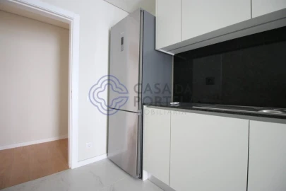 Apartamento T5 para Venda em Mafamude e Vilar do Paraíso