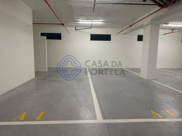 Apartamento T5 para Venda em Mafamude e Vilar do Paraíso
