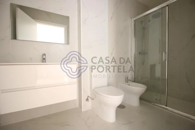 Apartamento T5 para Venda em Mafamude e Vilar do Paraíso Foto 22