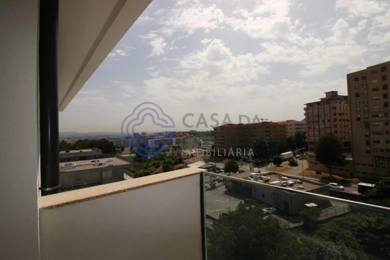 Apartamento T5 para Venda em Mafamude e Vilar do Paraíso Foto 16