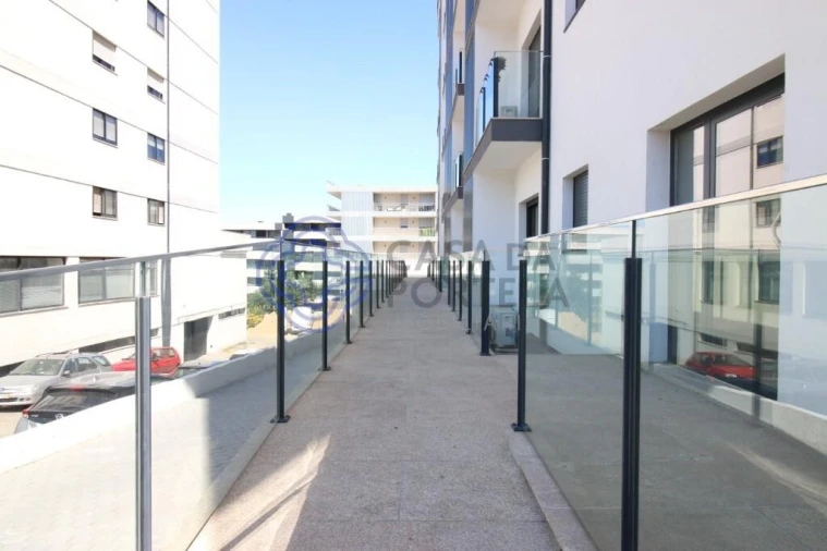 Apartamento T5 para Venda em Mafamude e Vilar do Paraíso Foto 44