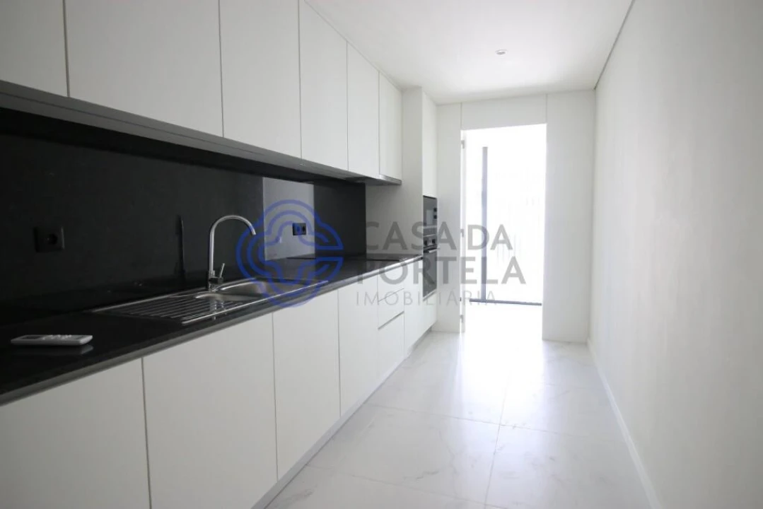 Apartamento T5 para Venda em Mafamude e Vilar do Paraíso Foto 11