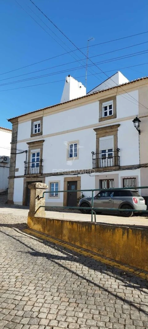 Moradia T4 para Venda em Santa Maria da Devesa