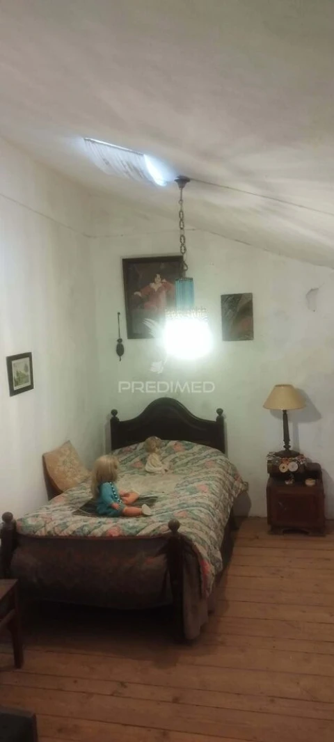 Moradia T4 para Venda em Santa Maria da Devesa