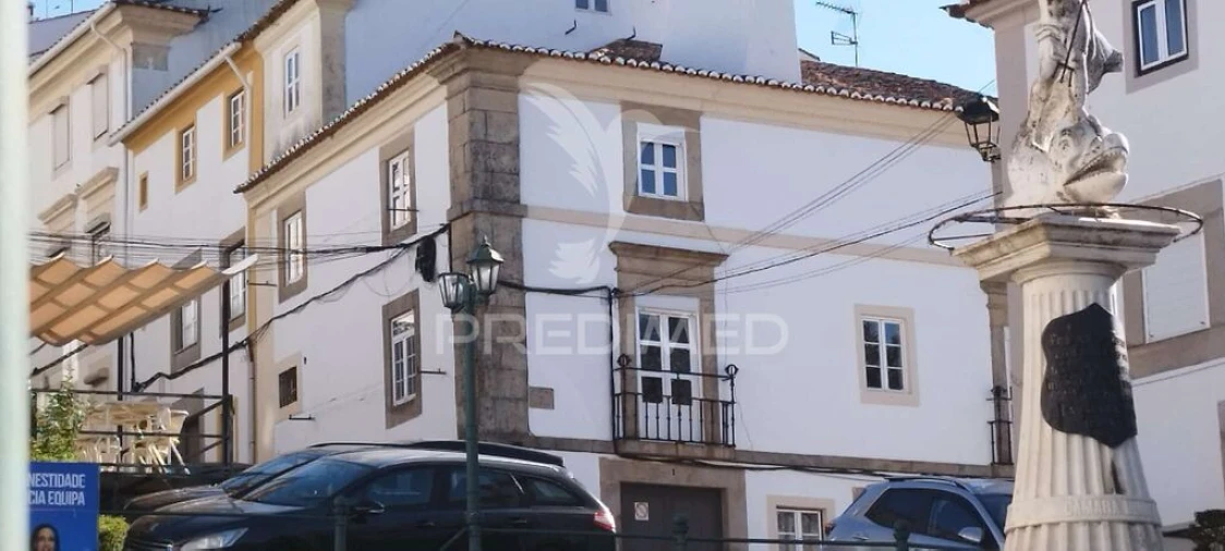 Moradia T4 para Venda em Santa Maria da Devesa Foto 2