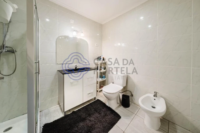 Moradia T3 para Venda em A dos Negros Foto 33