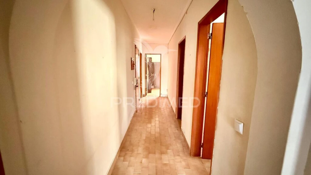 Apartamento T3 para Venda em Portimão Foto 13