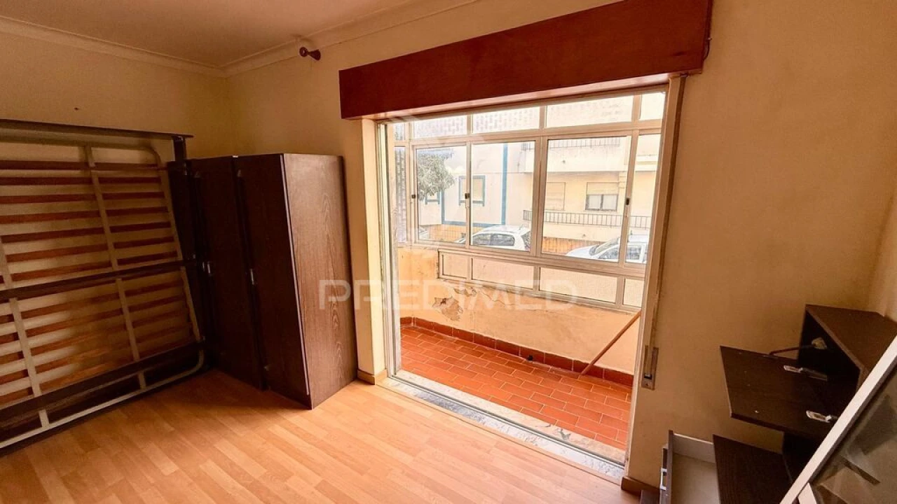 Apartamento T3 para Venda em Portimão Foto 14