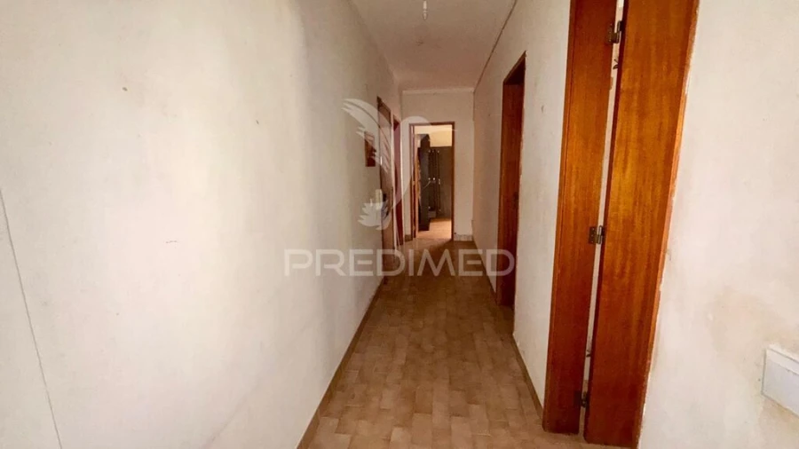 Apartamento T3 para Venda em Portimão Foto 4