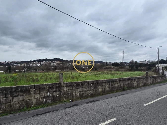 Terreno para Venda em Esmeriz e Cabeçudos Foto 3