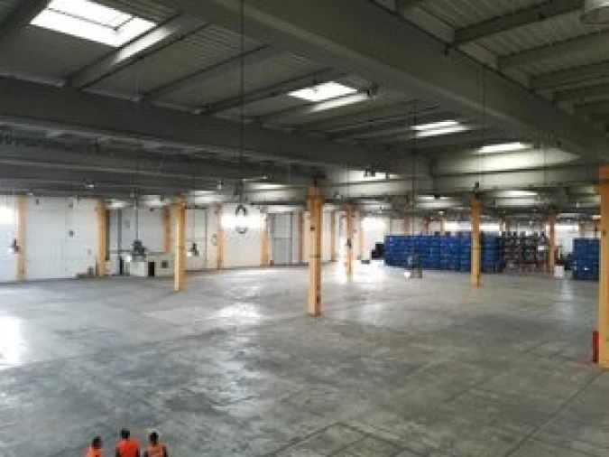 Armazém para Arrendamento em Quinta do Anjo Foto 4