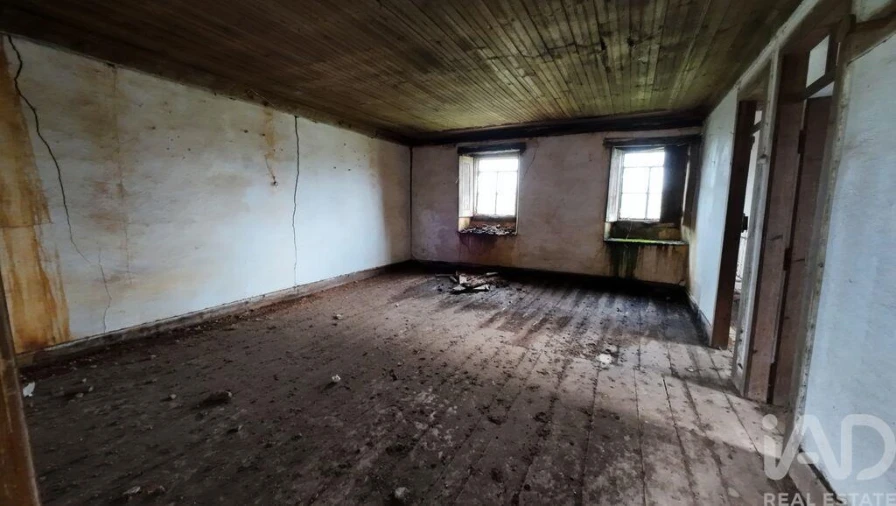 Moradia T3 para Venda em Pedrogão Grande Foto 6