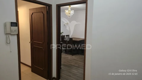 Apartamento T3 para Venda em Campanhã