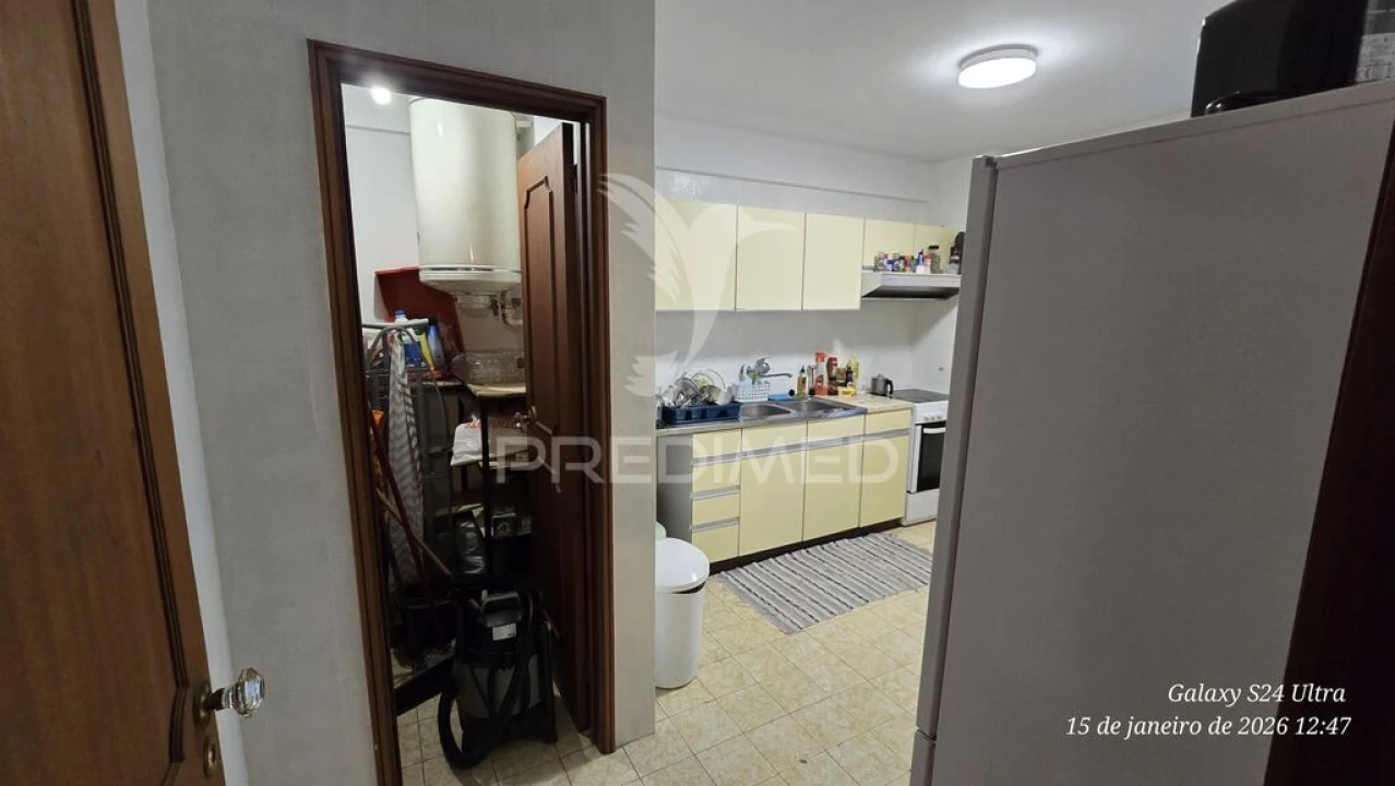 Apartamento T3 para Venda em Campanhã Foto 9