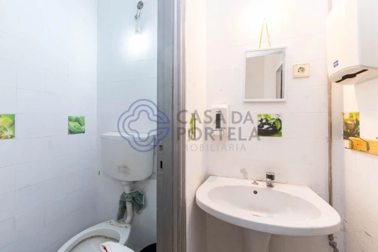 Loja para Venda em Custóias, Leça do Balio e Guifões Foto 14