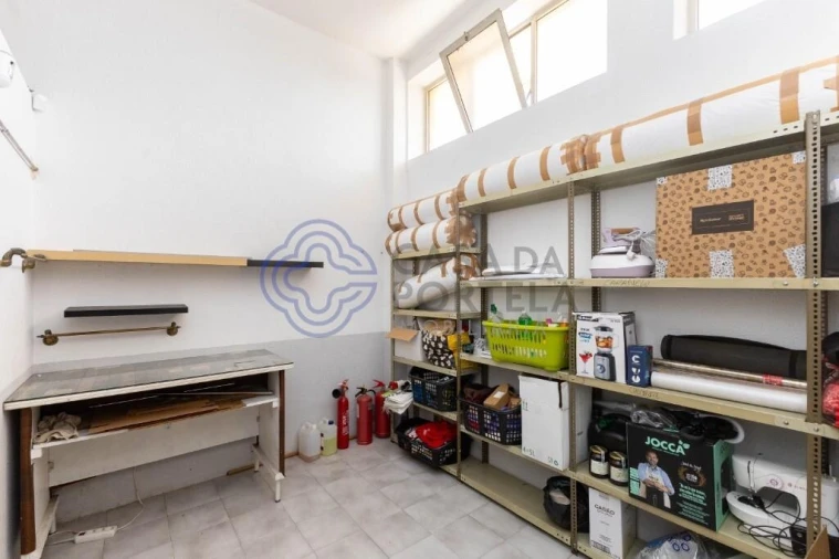 Loja para Venda em Custóias, Leça do Balio e Guifões Foto 16