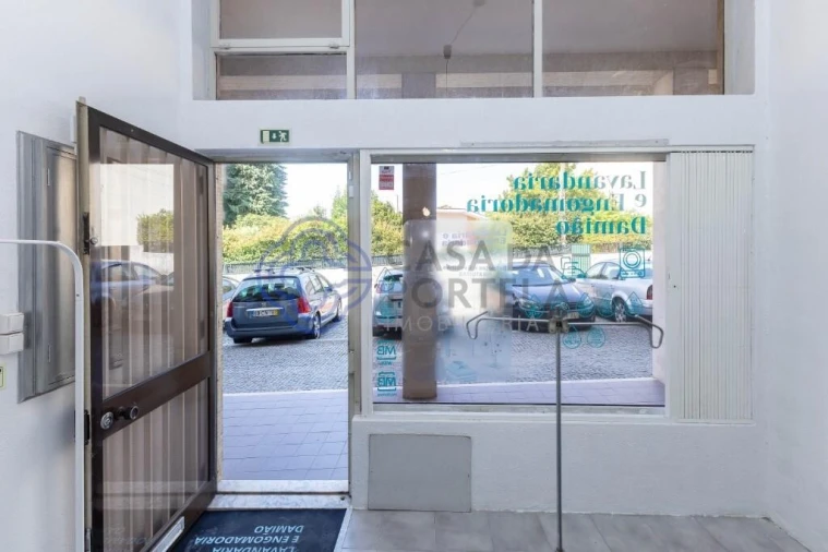 Loja para Venda em Custóias, Leça do Balio e Guifões Foto 5