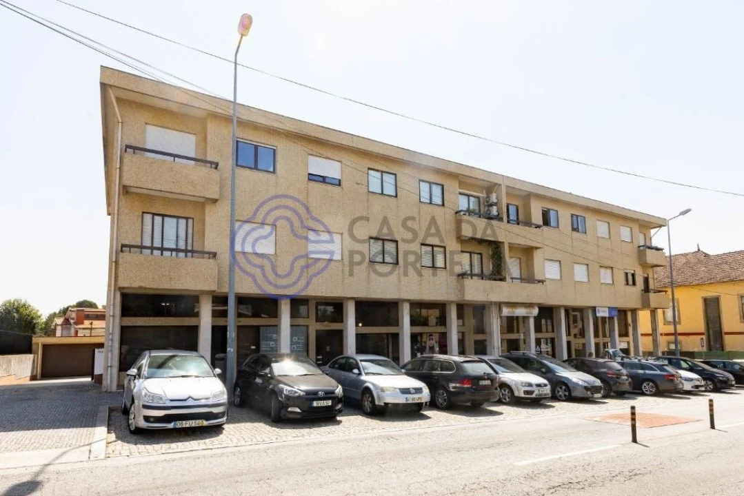 Loja para Venda em Custóias, Leça do Balio e Guifões Foto 2