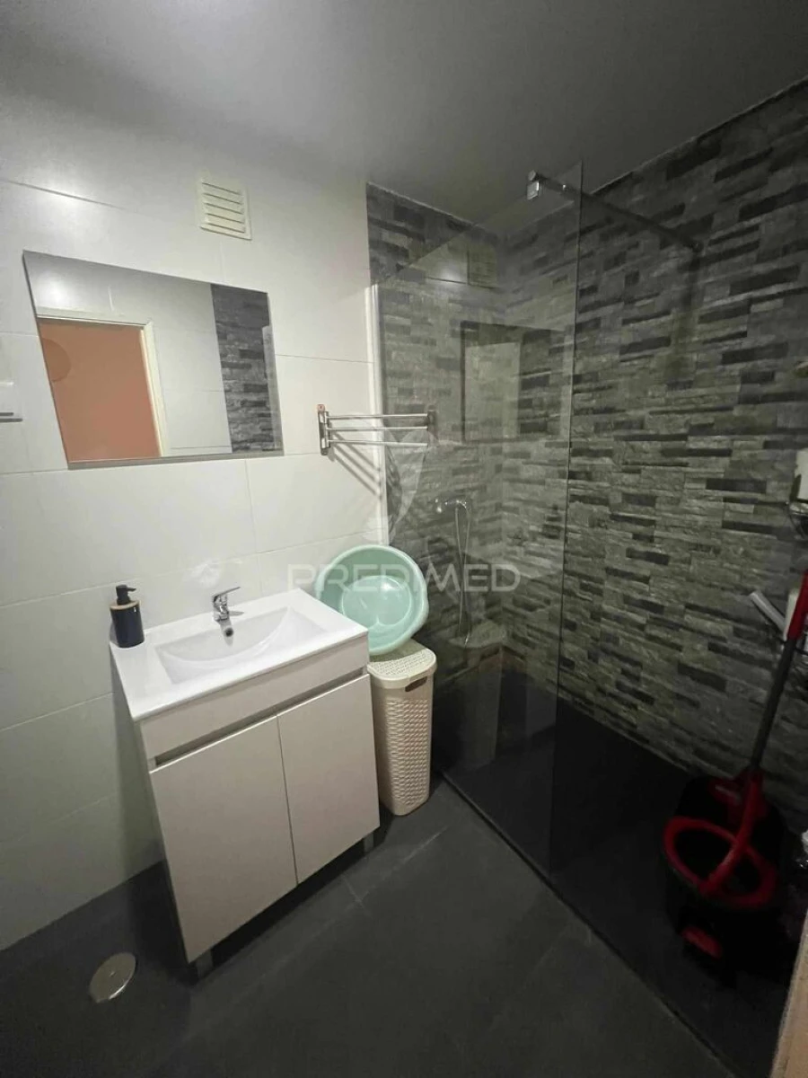 Prédio para Venda em Barbacena e Vila Fernando Foto 7