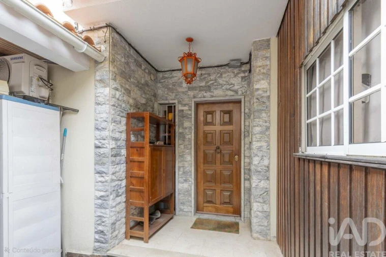 Moradia T4 para Venda em São Domingos de Rana Foto 30