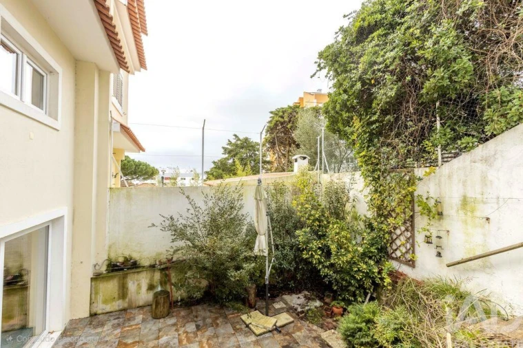 Moradia T4 para Venda em São Domingos de Rana Foto 14