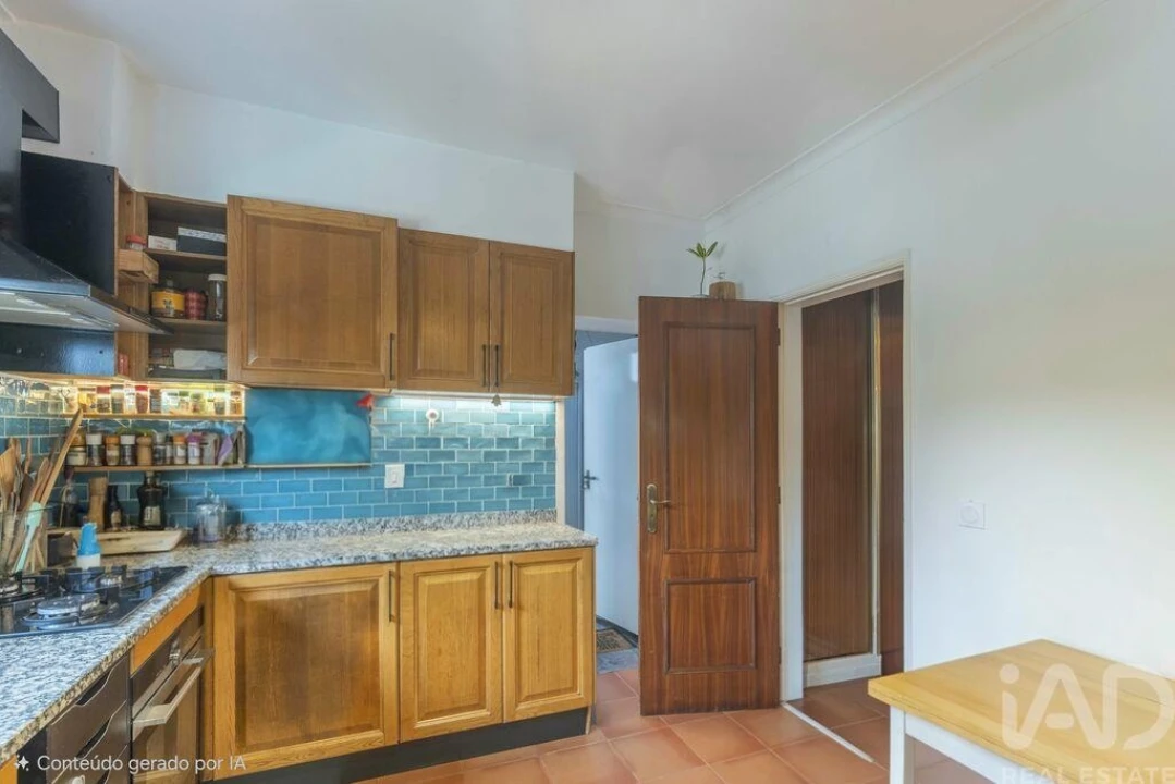 Moradia T4 para Venda em São Domingos de Rana Foto 8