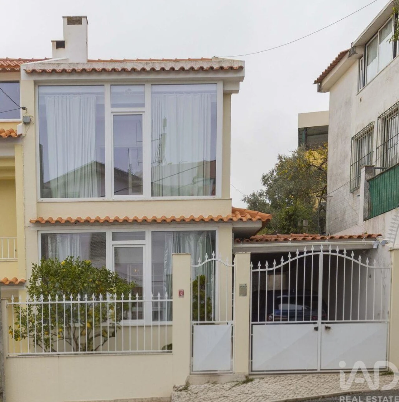 Moradia T4 para Venda em São Domingos de Rana Foto 33