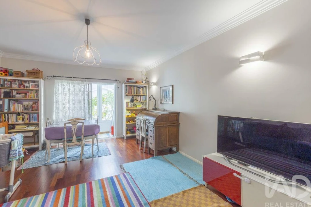 Moradia T4 para Venda em São Domingos de Rana Foto 2