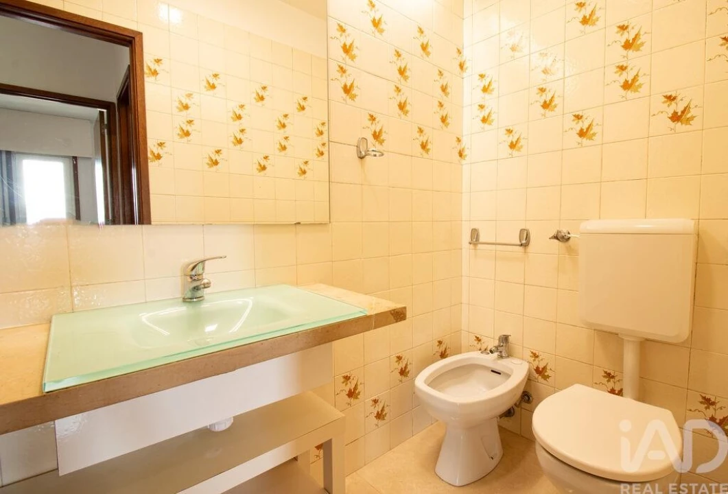 Apartamento T3 para Arrendamento em Lumiar Foto 14