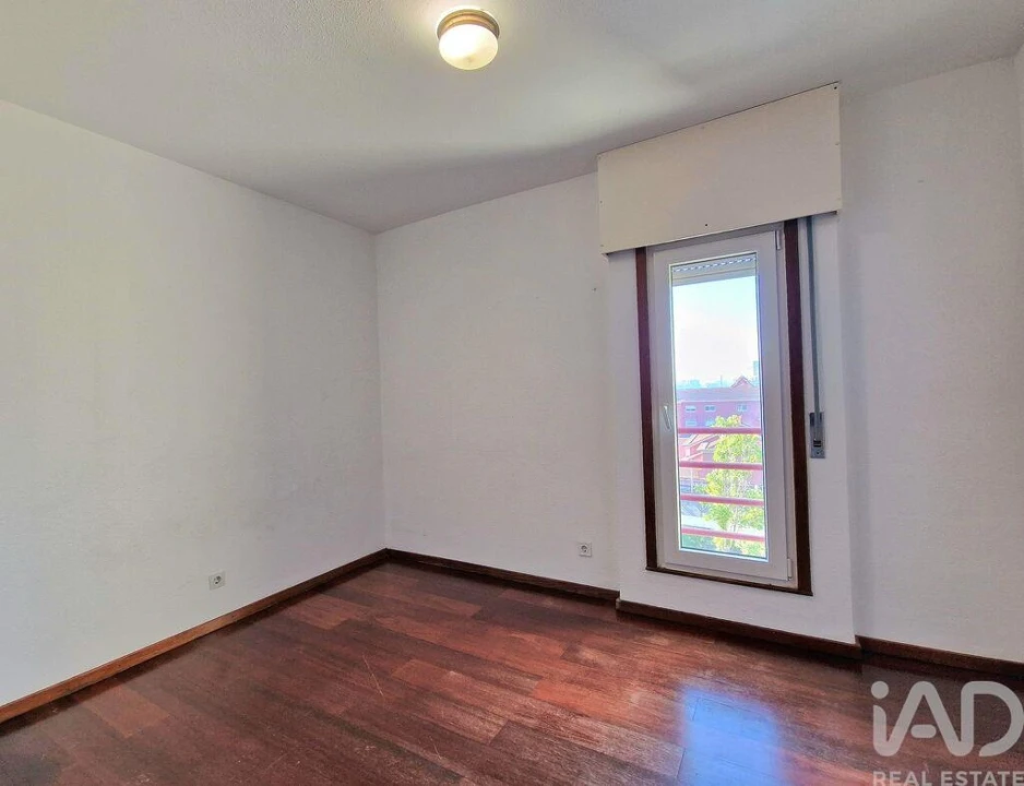 Apartamento T3 para Arrendamento em Lumiar Foto 18