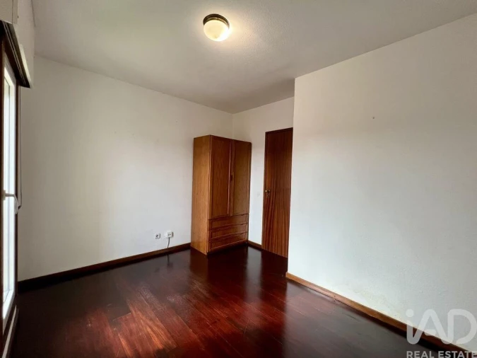 Apartamento T3 para Arrendamento em Lumiar Foto 19