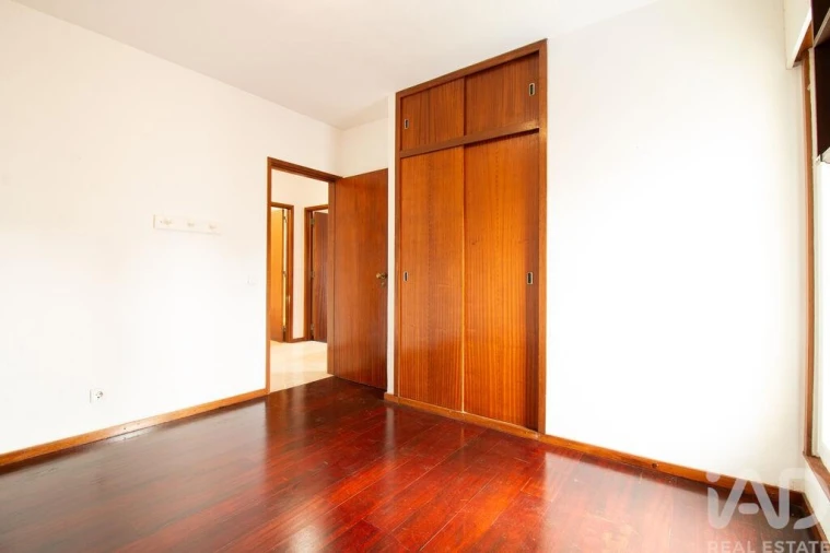 Apartamento T3 para Arrendamento em Lumiar Foto 17