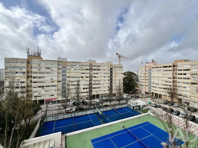 Apartamento T3 para Arrendamento em Lumiar Foto 13