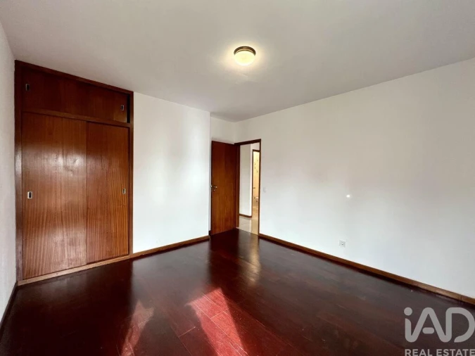 Apartamento T3 para Arrendamento em Lumiar Foto 10