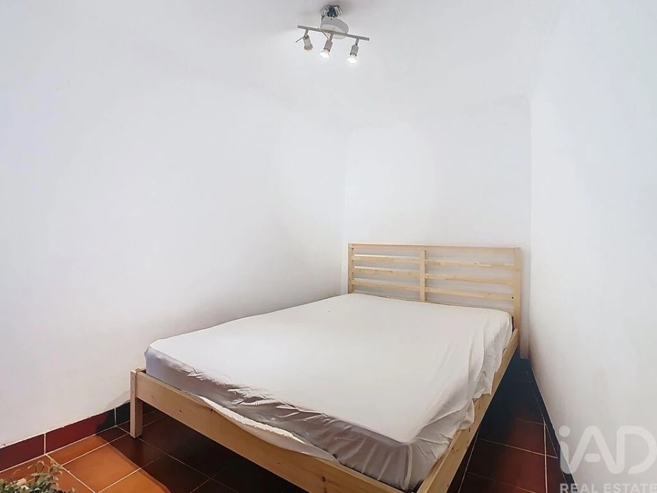 Apartamento T1 para Venda em Santa Maria Maior Foto 6