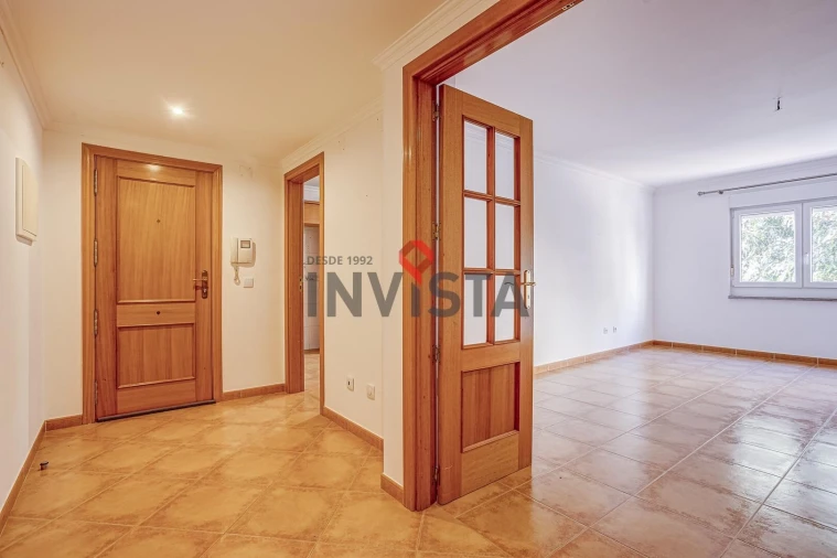 Apartamento T3 para Venda em Carregado e Cadafais Foto 3