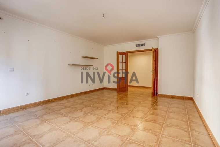 Apartamento T3 para Venda em Carregado e Cadafais Foto 6