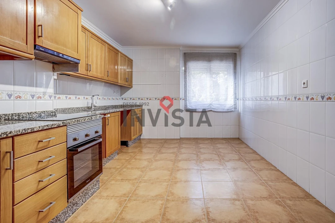 Apartamento T3 para Venda em Carregado e Cadafais Foto 22